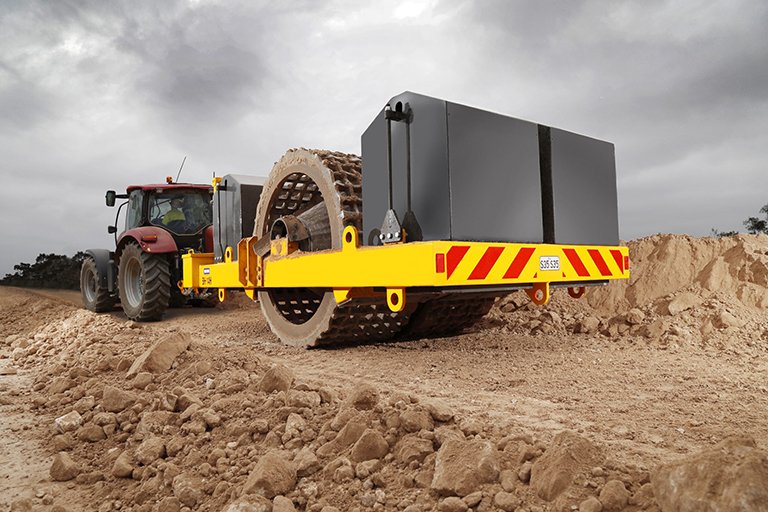 Grid roller used for soil compaction in road construction